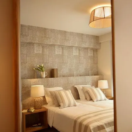 Joy Luxury Central Apartment-3